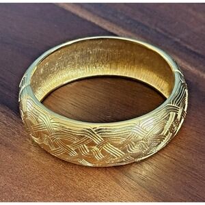Vintage Monet Gold Tone Bangle Bracelet Greek Key Celtic Knot Woven Pattern 2.25